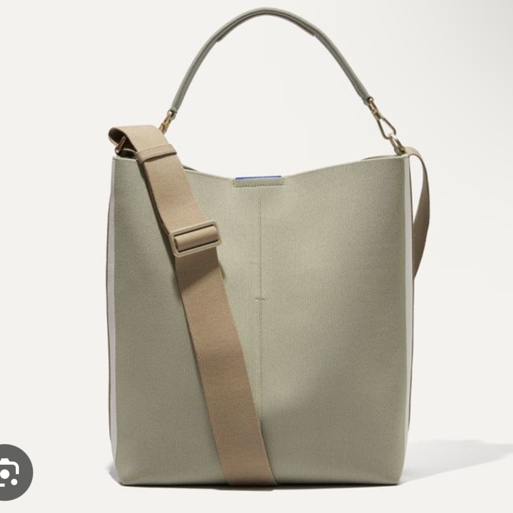 Rothy’s Bucket Bag in Soft Sage
